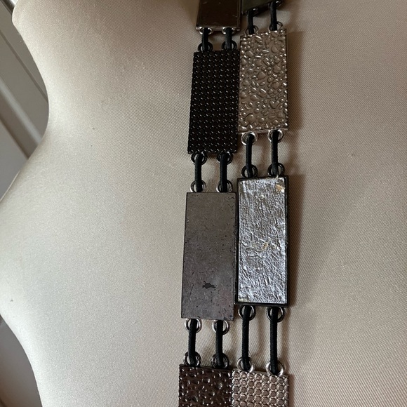 Chicos metal stretch belt - Picture 2 of 6